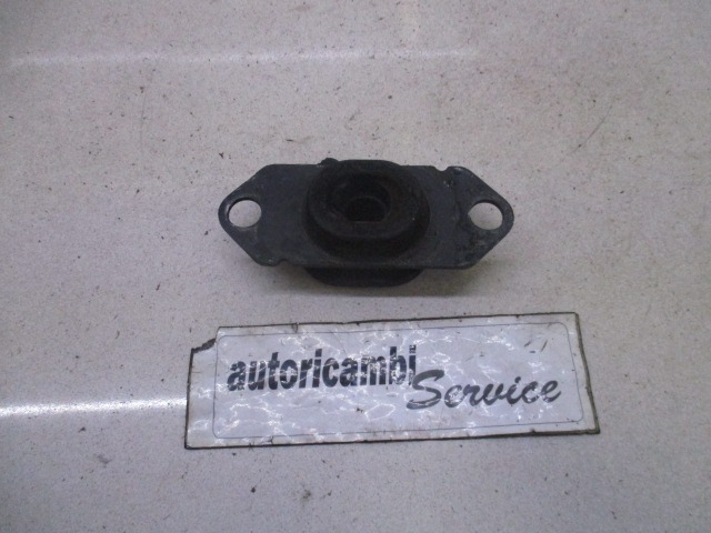 NOSILEC MENJALNIKA OEM N. SUPPORTO ORIGINAL REZERVNI DEL RENAULT MODUS F/JP0 (2004 - 2008) BENZINA LETNIK 2005