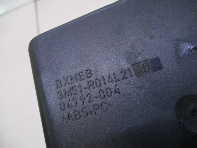 ODVOD ZRAKA OEM N. 3M51-R014L21 ORIGINAL REZERVNI DEL FORD FOCUS CMAX DM2 MK1 R (04/2007 - 2010) DIESEL LETNIK 2007