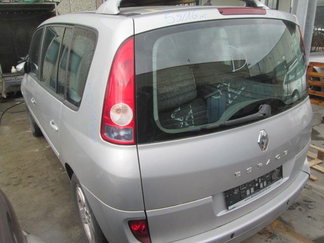 RENAULT ESPACE 2.2 D 6M 110KW (2005) RICAMBI IN MAGAZZINO 