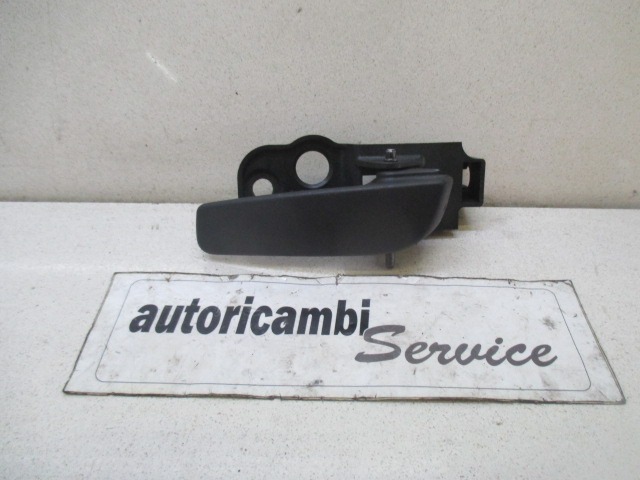 NOTRANJA KLJUKA  OEM N. 735460744 ORIGINAL REZERVNI DEL FIAT FIORINO / QUBO 255 (2008 - 2019) BENZINA/METANO LETNIK 2013