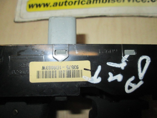 STIKALO ELEKTRICNEGA DVIGA STEKEL OEM N. 93575-1D0003W ORIGINAL REZERVNI DEL KIA CARENS UN MK3 (2006 - 2013) DIESEL LETNIK 2008