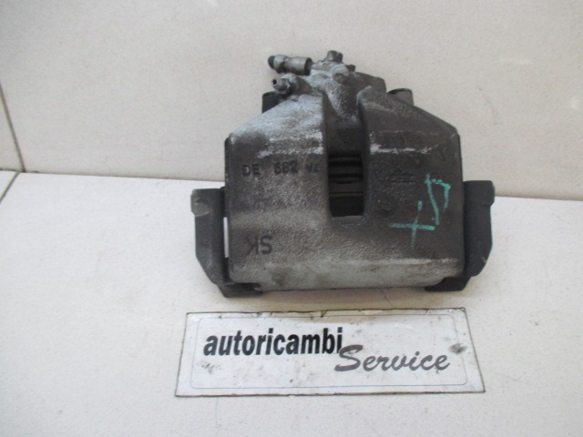 SPREDNJE DESNE ZAVORNE CELJUSTI  OEM N. 1K0615124E ORIGINAL REZERVNI DEL AUDI A3 MK2 8P 8PA 8P1 (2003 - 2008)BENZINA LETNIK 2005