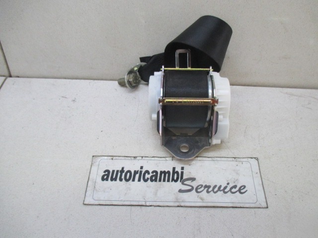 VARNOSTNI PAS OEM N. 33054750 ORIGINAL REZERVNI DEL AUDI A3 MK2 8P 8PA 8P1 (2003 - 2008)BENZINA LETNIK 2005