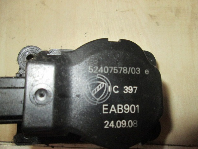 MOTORCEK OGREVANJA OEM N. 52407578 ORIGINAL REZERVNI DEL ALFA ROMEO 159 939 BER/SW (2005 - 2013) DIESEL LETNIK 2008